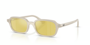 68086D - Cloudy Warm White wit Yellow Mirror Flash Gold Lenses