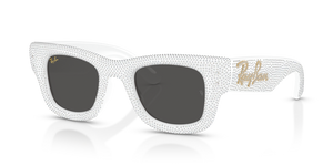 686687 - White & Strass Pave with Ultra Black Lenses
