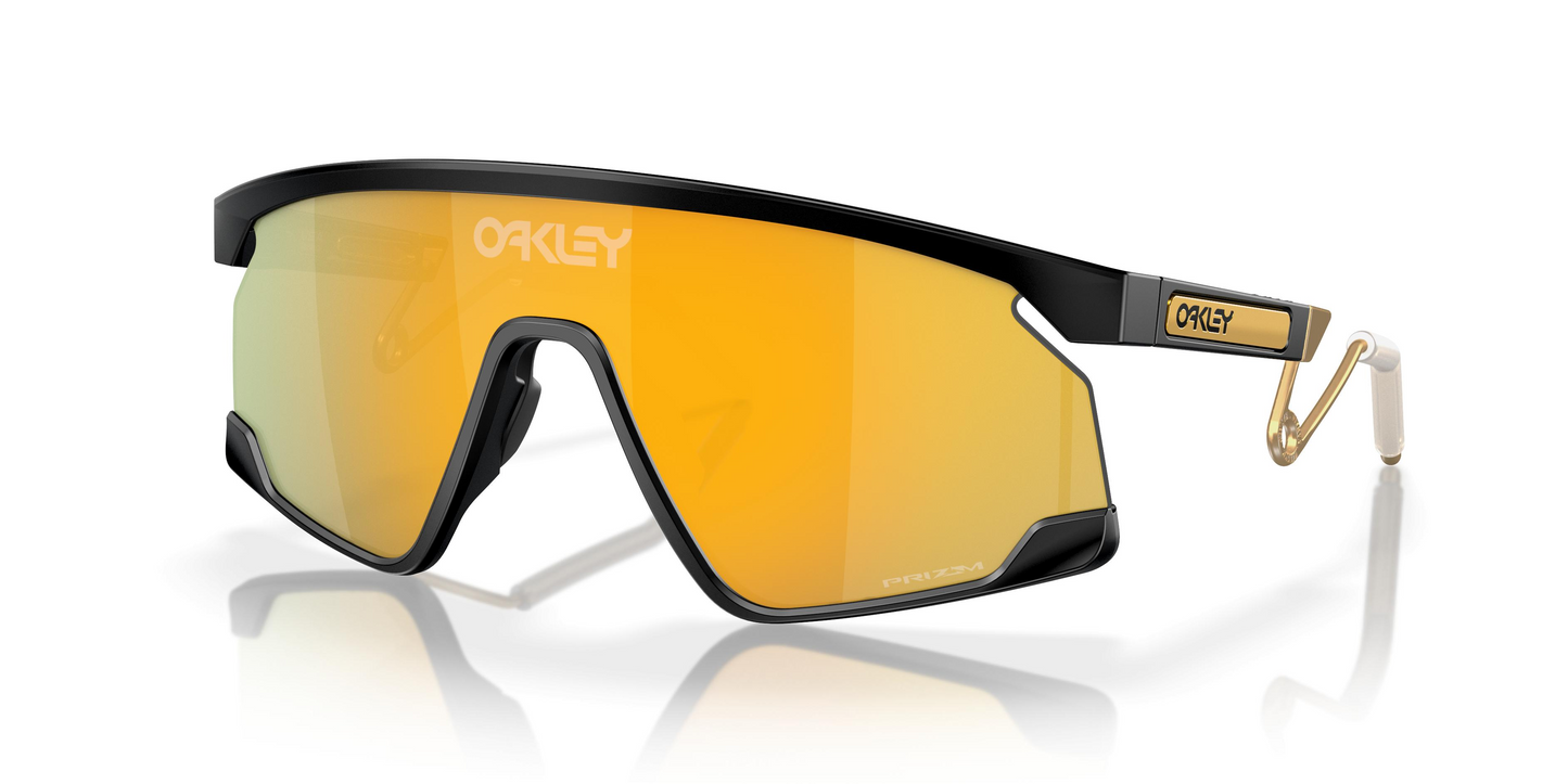 Oakley OO9237 BXTR Metal Sunglasses