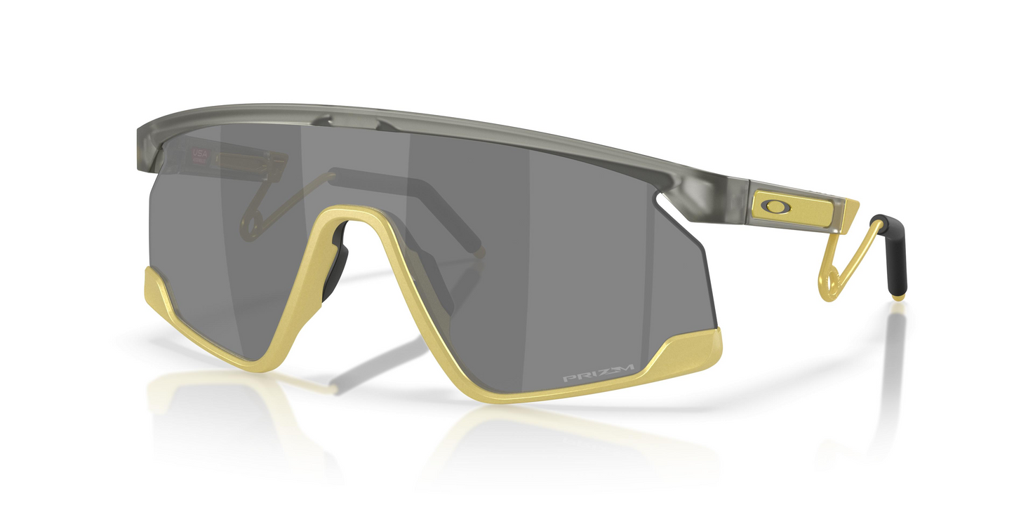 Oakley OO9237 BXTR Metal Sunglasses