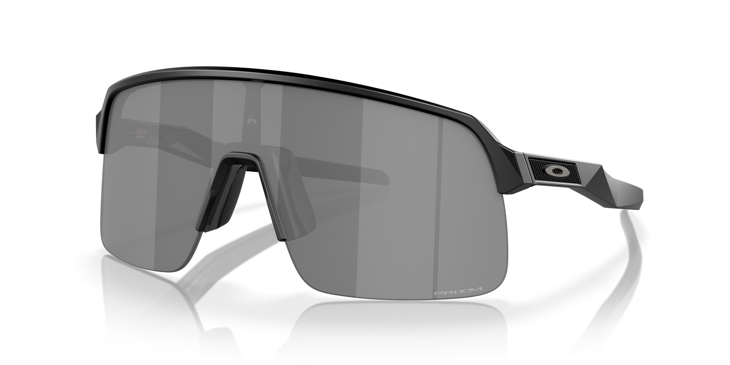 Oakley OO9463A Sutro Lite (A) Sunglasses
