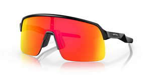946310 - Matte Black with Prizm Ruby Lenses