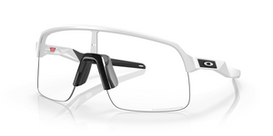 946319 - Matte White with Clear To Black Iridium Photochromic Lenses