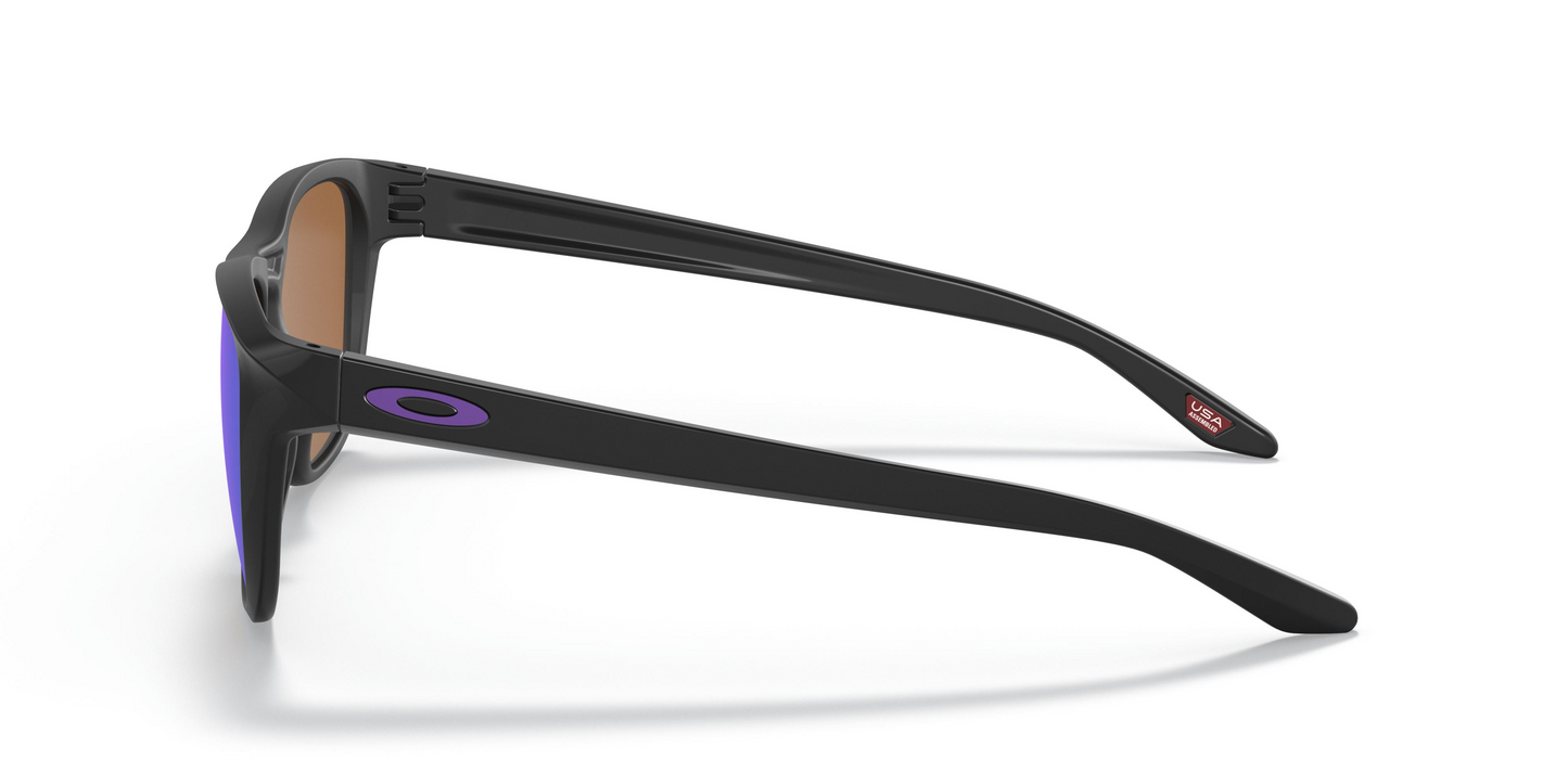Oakley OO9479 Manorburn Sunglasses