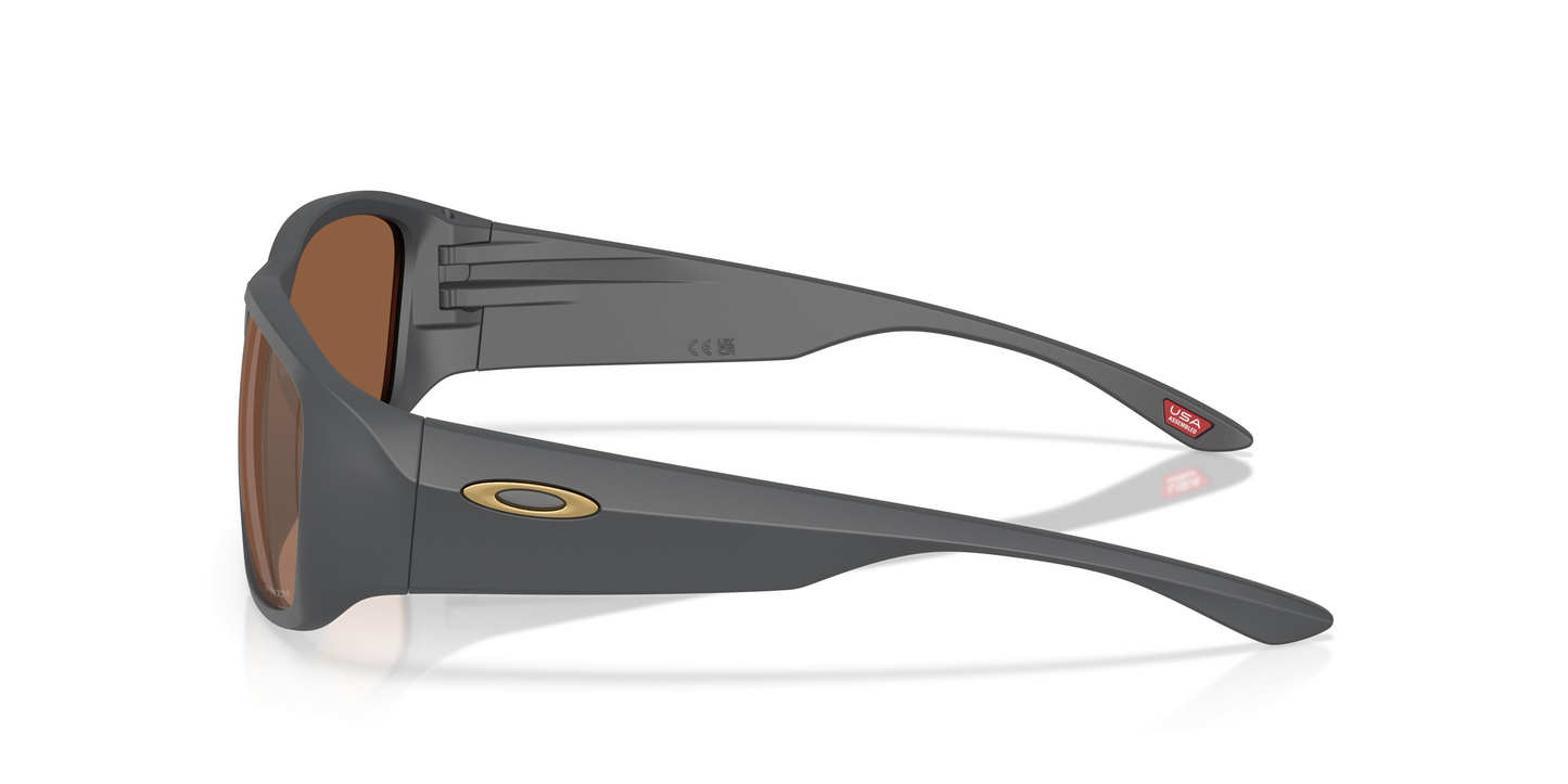 Oakley OO9521 Tourniquet Sunglasses